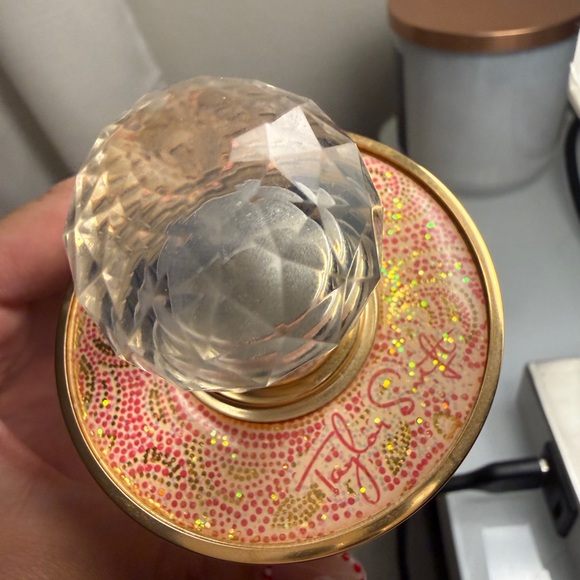 Taylor Made of Starlight Edition - Picture 3 of 4